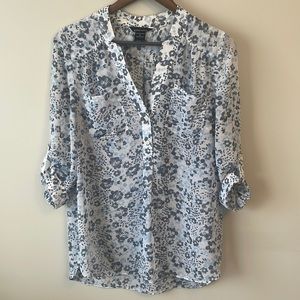 Blue 3/4 sleeve blouse with pockets